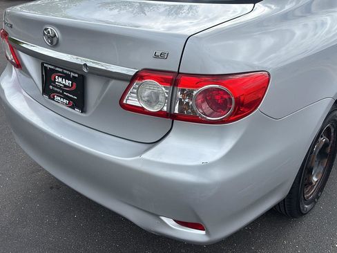 Used 2011 Toyota Corolla LE FWD image 8