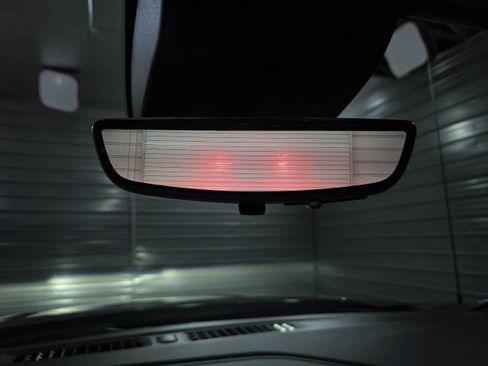 Used 2023 Chevrolet Silverado 1500 High Country w/ Technology Package image 30