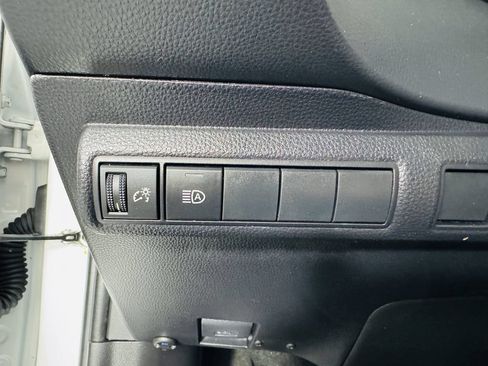 Used 2024 Toyota Corolla SE w/ SE Premium Package FWD image 9