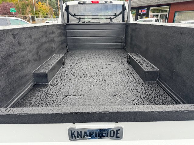 Used 2020 Ford F550 4x4 Crew Cab Super Duty w/ Power Equipment Group image 23