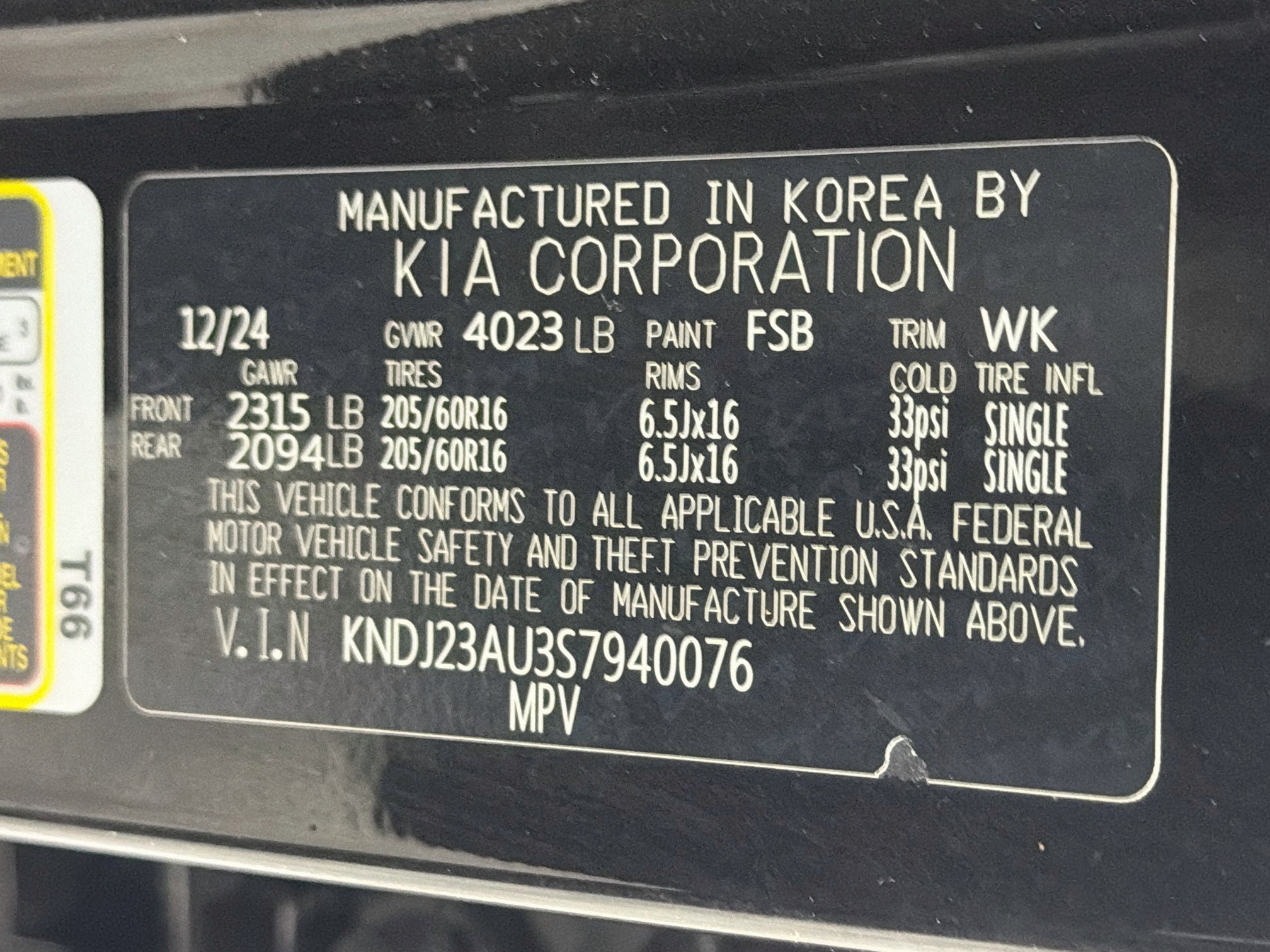 Used 2025 Kia Soul LX w/ LX Technology Package FWD image 12