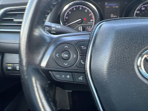 Used 2019 Toyota Camry SE image 14
