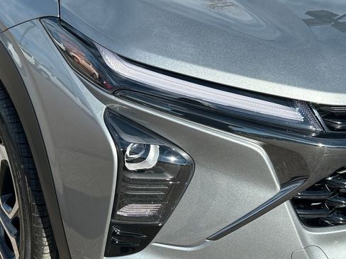 Used 2024 Chevrolet Trax RS w/ Driver Confidence Package image 31