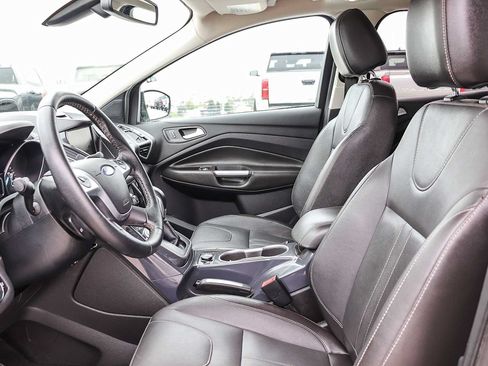 Used 2013 Ford Escape Titanium w/ Parking Technology Pkg AWD/4WD image 18