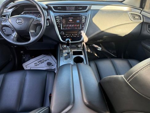 Used 2023 Nissan Murano SV AWD/4WD image 13