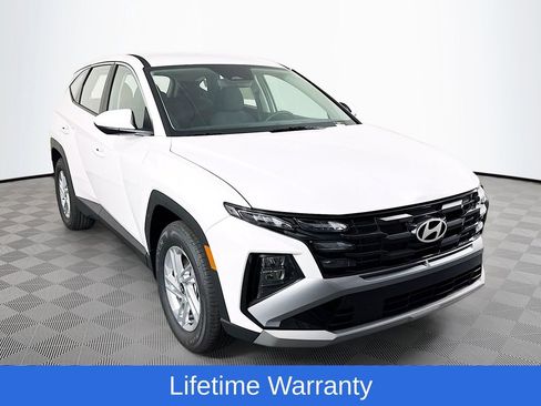 New 2026 Hyundai Tucson SE FWD image 3