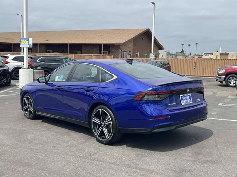 Used 2024 Honda Accord Sport image 3