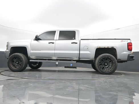 Used 2014 Chevrolet Silverado 1500 LT AWD/4WD image 25