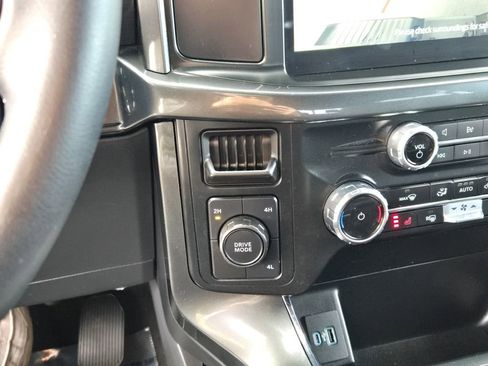 Used 2023 Ford F150 XLT image 29