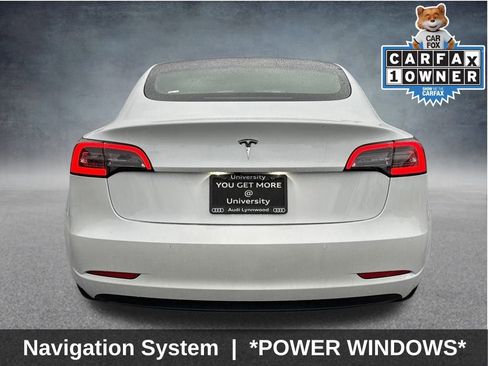 Used 2021 Tesla Model 3 Standard Range Plus image 7