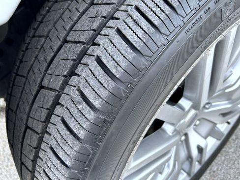 Used 2024 Ford Expedition Max Limited image 24