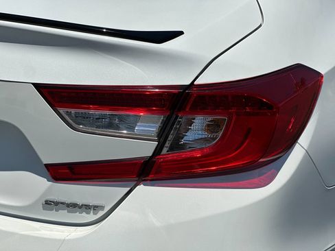 Used 2022 Honda Accord Sport image 23