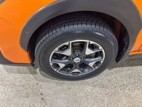 Used 2018 Subaru Crosstrek 2.0i Premium image 12
