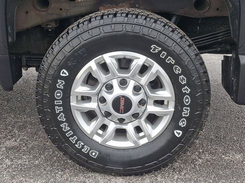 Used 2024 GMC Sierra 2500 Pro w/ Convenience Package image 11