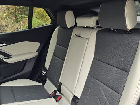 Certified 2025 BMW X2 xDrive28i w/ Convenience Package image 16