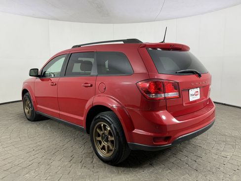 Used 2019 Dodge Journey SE w/ Connectivity Group image 5