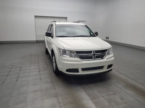 Used 2018 Dodge Journey SE w/ Safe & Sound Group AWD/4WD image 13