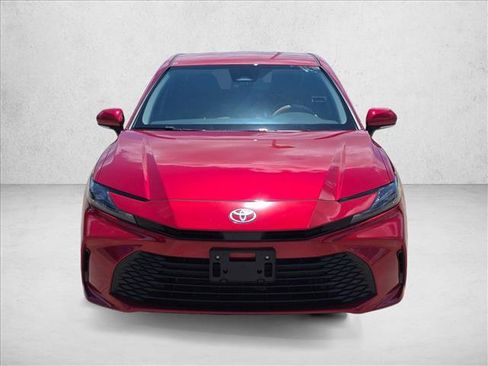 Used 2025 Toyota Camry LE w/ Convenience Package FWD image 2