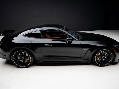 Used 2024 Mercedes-Benz AMG GT 55 image 38