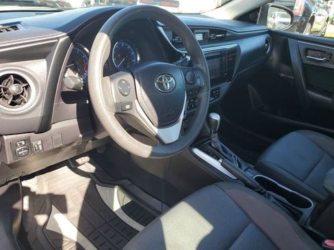 Used 2019 Toyota Corolla LE image 14