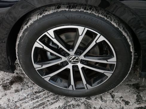 Certified 2022 Volkswagen Jetta Sport image 15