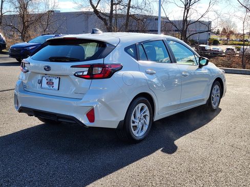Certified 2025 Subaru Impreza 2.0i image 4