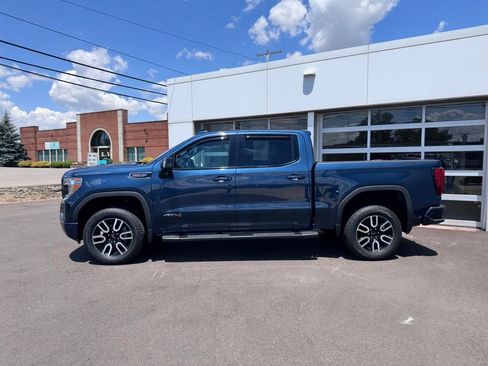 Used 2020 GMC Sierra 1500 AT4 w/ AT4 Premium Package AWD/4WD image 2