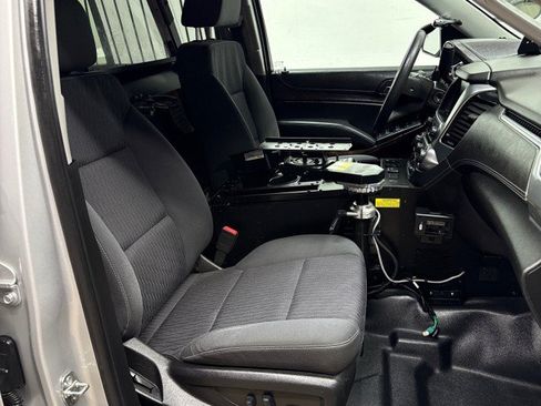 Used 2020 Chevrolet Tahoe 2WD image 24