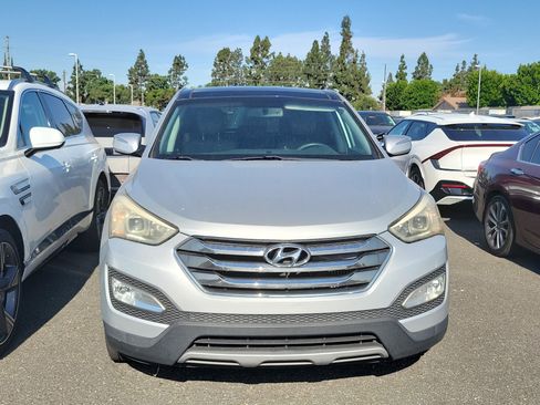 Used 2013 Hyundai Santa Fe Sport 2.0T w/ Technology Pkg FWD image 2