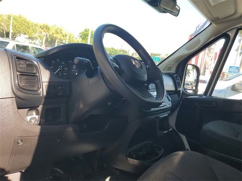Used 2023 RAM ProMaster 2500 image 23
