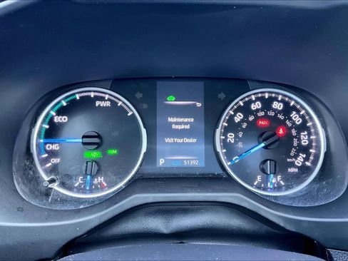 Used 2021 Toyota RAV4 XLE image 22