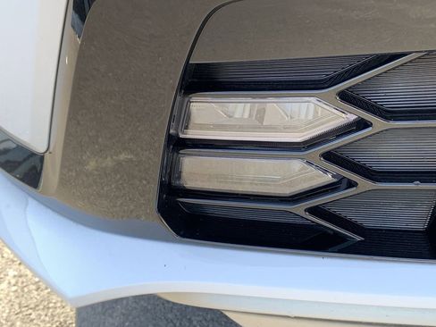 Used 2022 Kia Sorento EX w/ Panoramic Sunroof Package FWD image 10