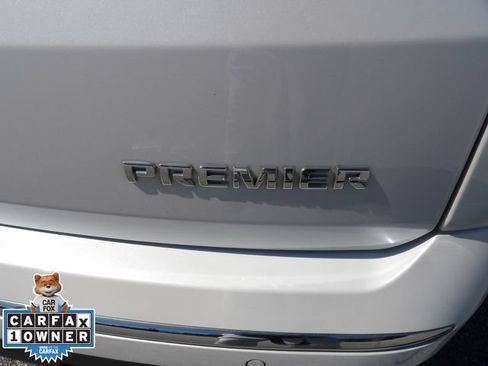 Used 2023 Chevrolet Traverse Premier w/ LPO, Floor Liner Package AWD/4WD image 17