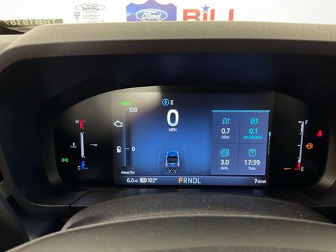 New 2026 Ford Maverick XLT w/ XLT Luxury Package FWD image 26