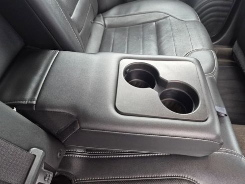 Used 2013 Ford Taurus SHO AWD/4WD image 23