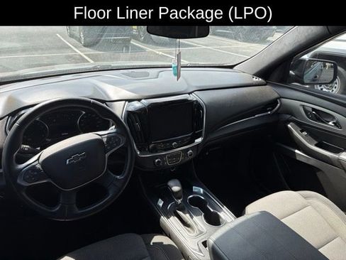 Used 2023 Chevrolet Traverse LT FWD image 13