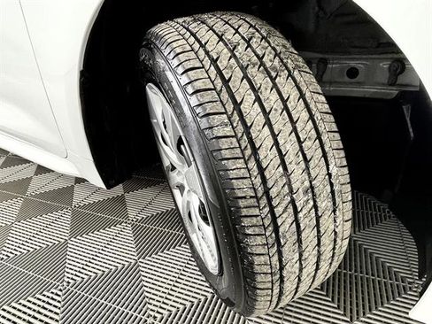 Certified 2023 Toyota Corolla LE image 25