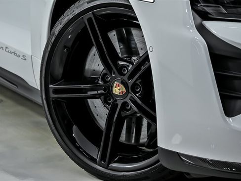 Used 2020 Porsche Taycan Turbo S AWD/4WD image 4