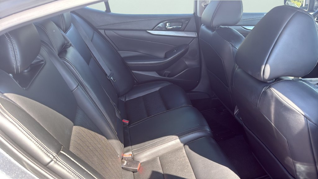 Used 2018 Nissan Maxima 3.5 SL FWD image 9