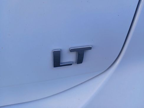 Used 2024 Chevrolet Equinox LT w/ LPO, Floor Liner Package image 28