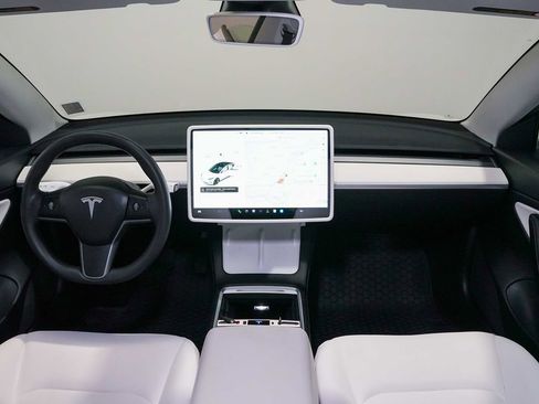 Used 2021 Tesla Model 3 Long Range AWD/4WD image 19