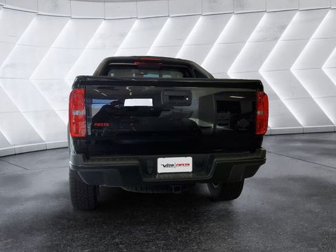 Used 2019 Chevrolet Colorado ZR2 w/ ZR2 Midnight Special Edition AWD/4WD image 5