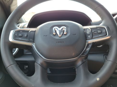Used 2026 RAM 2500 Big Horn AWD/4WD image 8