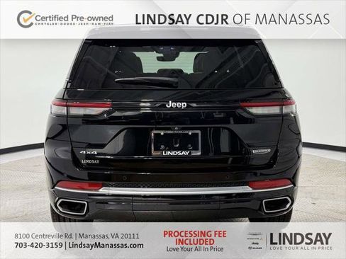 Certified 2022 Jeep Grand Cherokee Summit w/ Luxury Tech Group V image 5