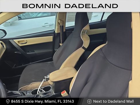 Used 2017 Toyota Corolla LE image 11