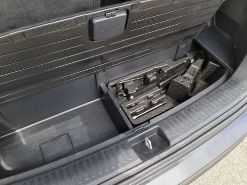 Used 2019 Kia Sorento AWD V6 image 35