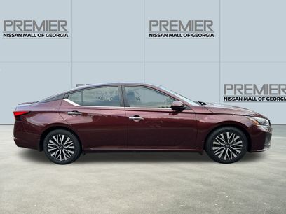 Used 2023 Nissan Altima 2.5 SV w/ SV Premium Package