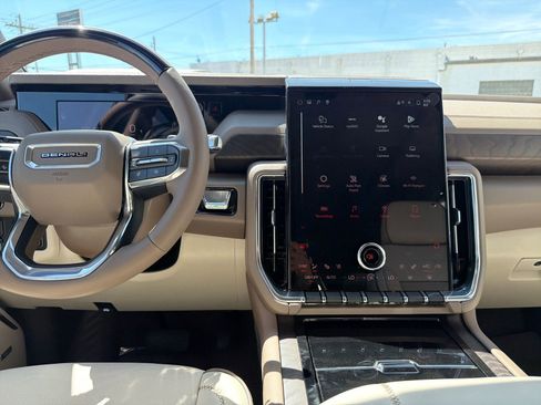 New 2026 GMC Yukon XL Denali w/ Denali Reserve Package AWD/4WD image 27