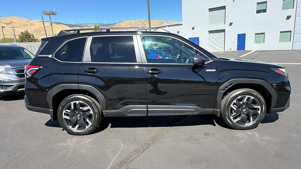 New 2026 Subaru Forester Premium AWD/4WD image 2