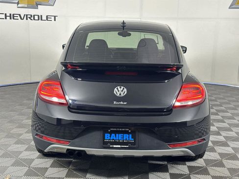 Used 2016 Volkswagen Beetle 1.8T Dune image 4